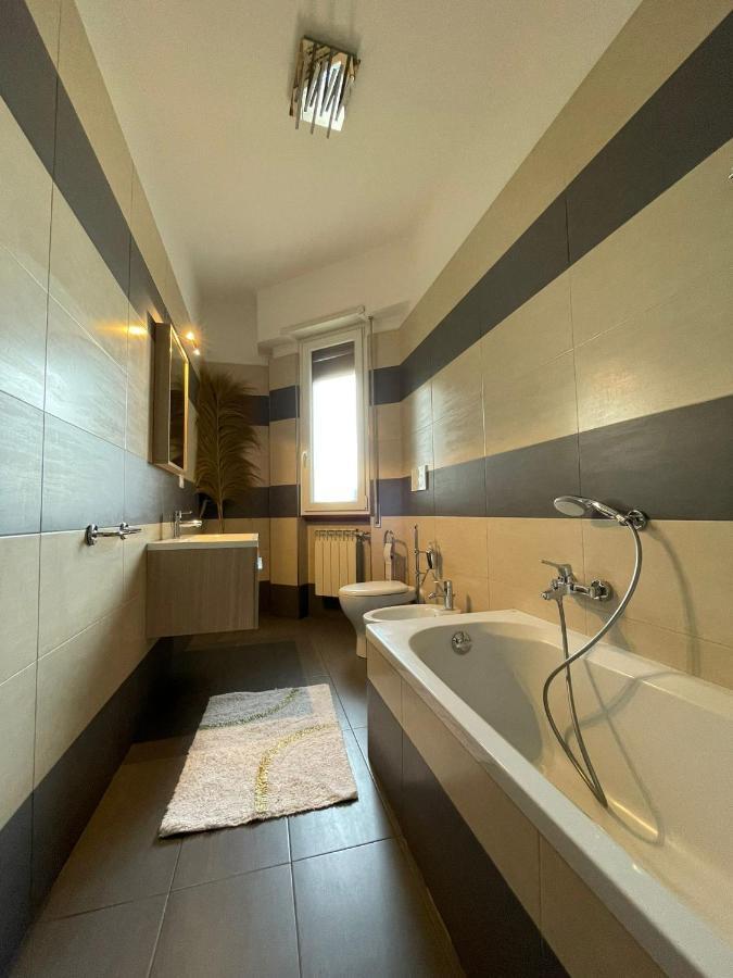 Eur Centro Lux Apartment Con Camino Rome Bagian luar foto