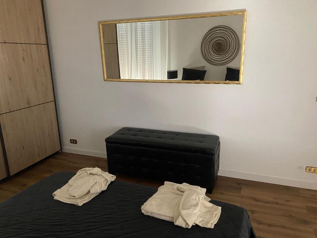 Eur Centro Lux Apartment Con Camino Rome Bagian luar foto